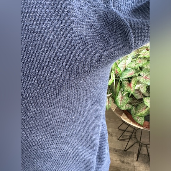 EUC Banana Republic V-Neck Sweater - Blue - Picture 6 of 8